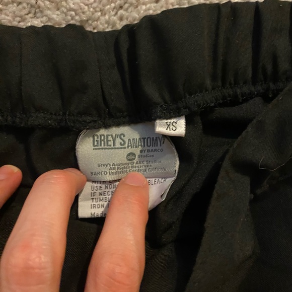 Grey’s anatomy scrub pants - Picture 2 of 2